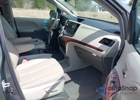 2012 Toyota Sienna Xle V6 8 Passenger из США, поврежденный, VIN 5TDYK3DC0CS221618